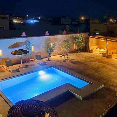 Riad Dar Ouzine 梅尔祖卡 客房 照片